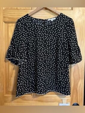 Rose & Olive Black & White Polka Dot Blouse Size Small